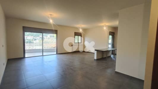 RWK175MF - Well maintained apartment for rent in Aachqout
