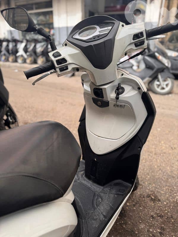 Sym Symphony st 200cc 5