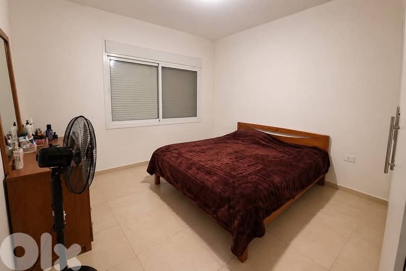 kids room and king size bed + closet 0
