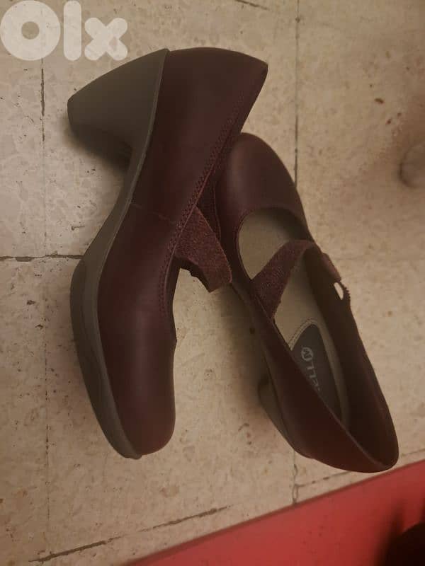 New Heels size 7 0