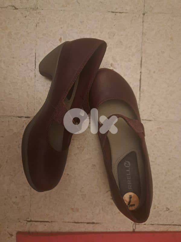 New Heels size 7 1