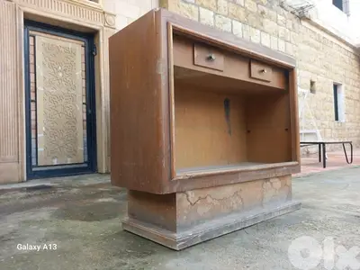 dresser