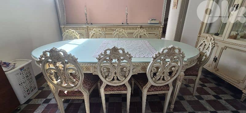Antique Dining table 8 chairs 0