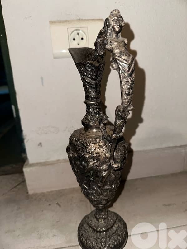 Vintage Bronze home decore 1