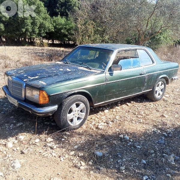 Mercedes-Benz 240/260/280 1977 0
