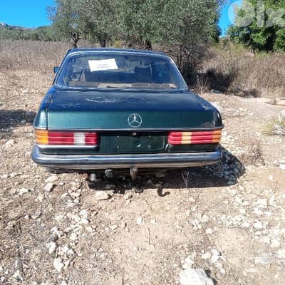 Mercedes-Benz 240/260/280 1977