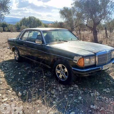 Mercedes-Benz 240/260/280 1977