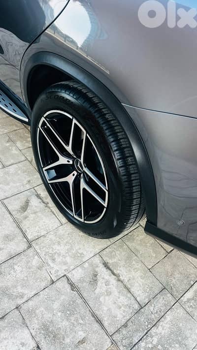 Mercedes-Benz GLE-Class 2019 AMG Clean Carfax