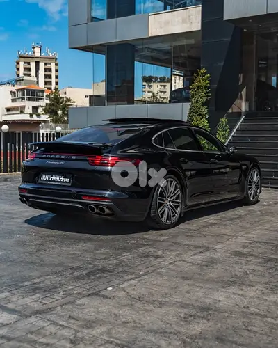 PORSCHE PANAMERA 4S 2017 !!! FROM PORSCHE BEIRUT - FULL HISTORY AVAIL