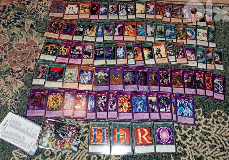 yugioh Hero Deck number 2 , 82 cards new not used 0