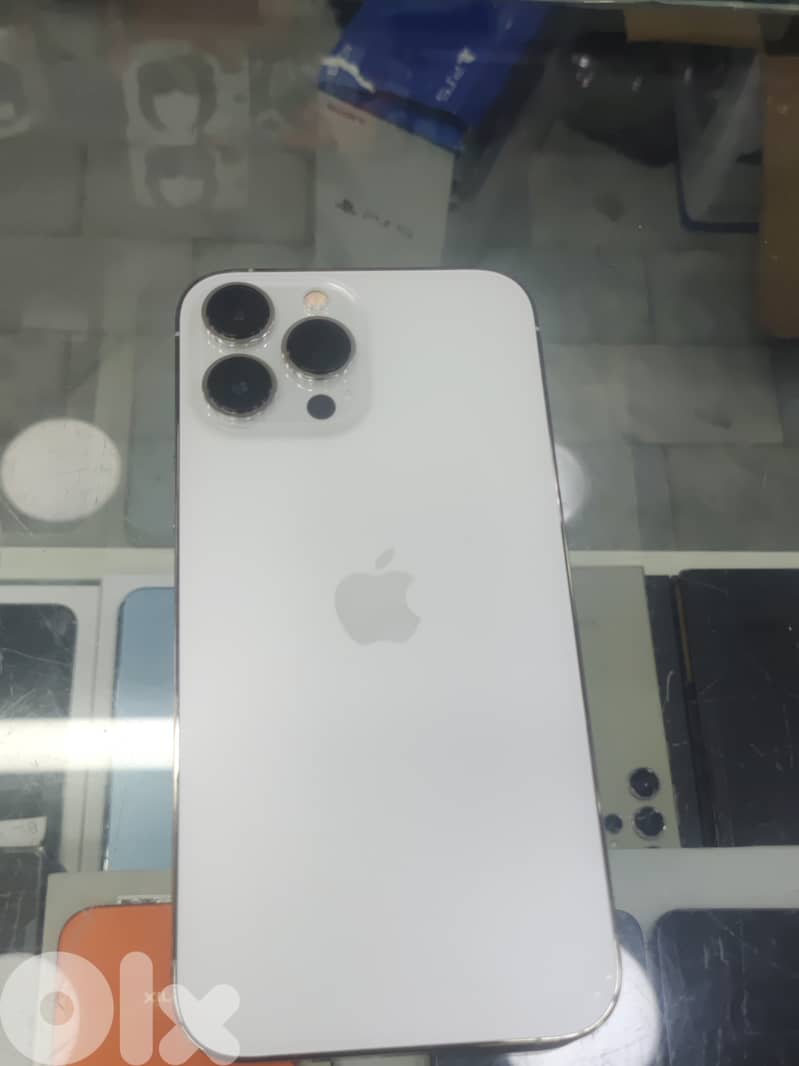 apple iphone 13 pro max used 1TB 0