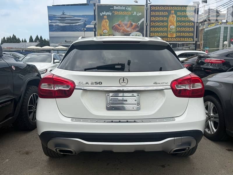 Mercedes GLA250 4matic  2019 Clean carfax 0