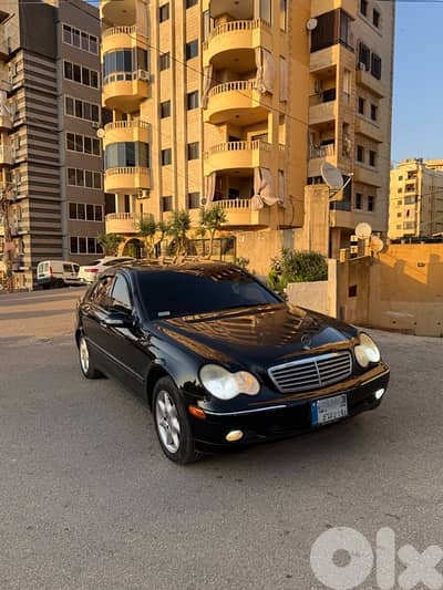 Mercedes-Benz 240/260/280 2002