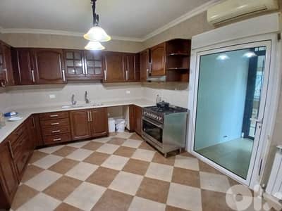 Apartment For Sale in Amchit Jbeil شقة للبيع في عمشيت جبيل