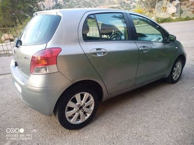 Toyota Yaris 2009