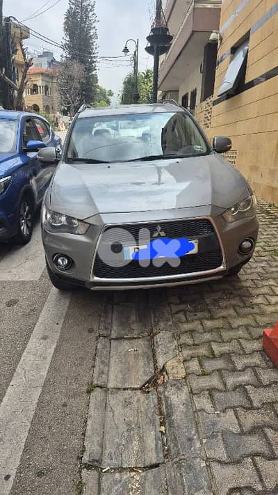 Mitsubishi Outlander 2013