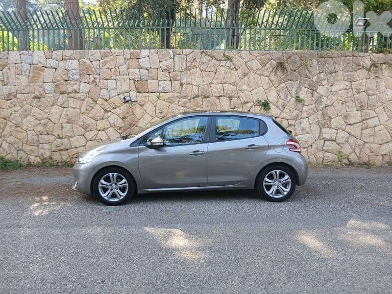 Peugeot 208 (2013) - 1 owner - Lebanese source 0