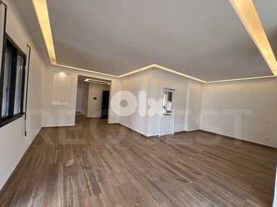 Apartment For Sale in Ain El Tineh شقة للبيع في عين التينة