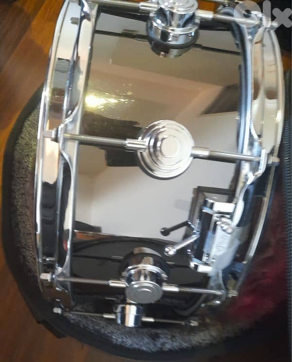 DW collector series snare 1