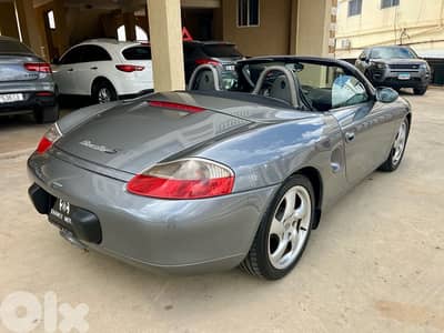 Porsche Boxster S 2.7L (Manual transmission)
