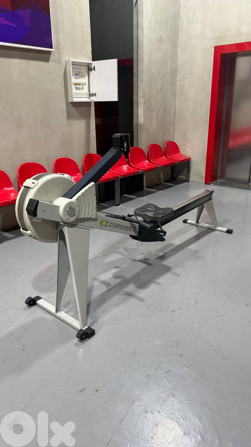 Concept2 Model E Rowing Machine Rower 3