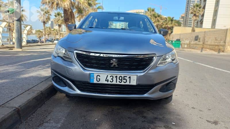 Wonderful Sedan 2019 Super clean car-Automatic 0
