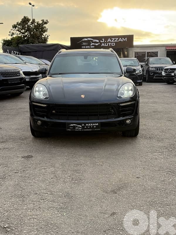 Porsche Macan 2015 0
