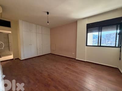 200 SQM APARTMENT FOR RENT IN ZOUK MOSBEH |RB