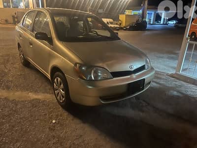 Toyota Echo 2001