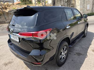 Toyota Fortuner 2020
