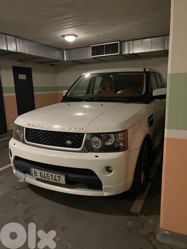 Land Rover Range Rover Sport 2011 0