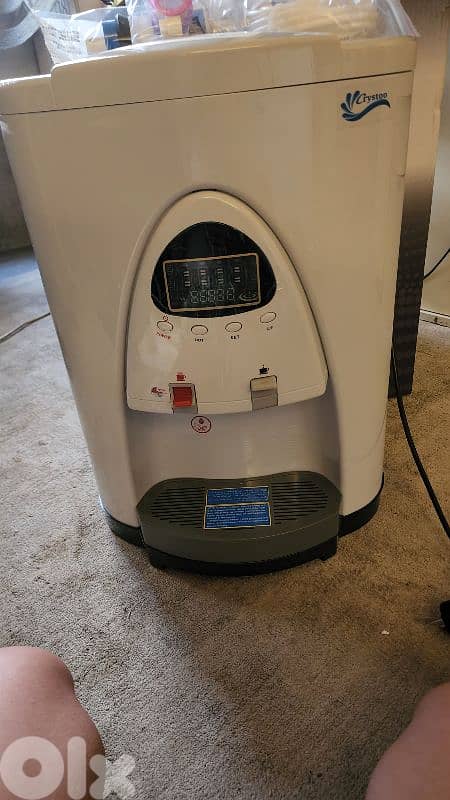 Crystoo CRT-29 Reverse Osmosis Water Dispenser 1