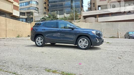 GMC Terrain 2018- 2.0 liters- Super Clean
