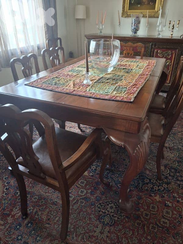antique dining room 0