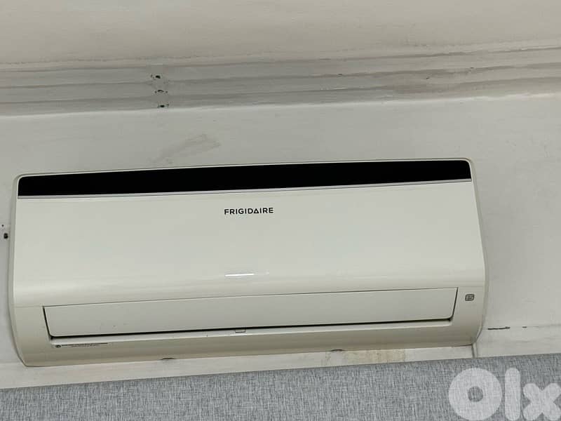 AC air conditioners 1