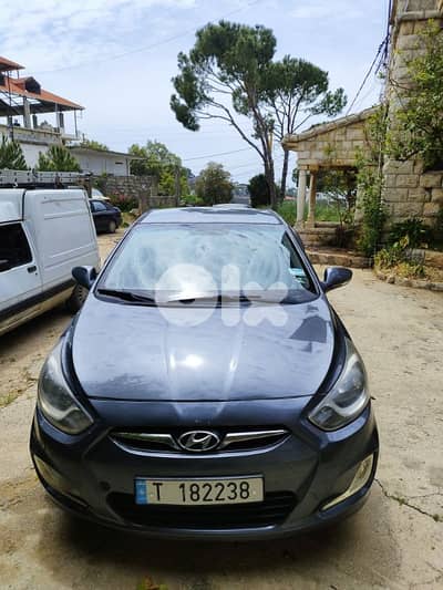 Hyundai Accent 2013