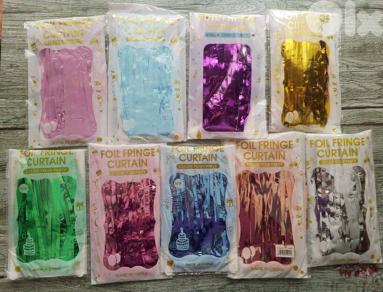 party foil curtain 1
