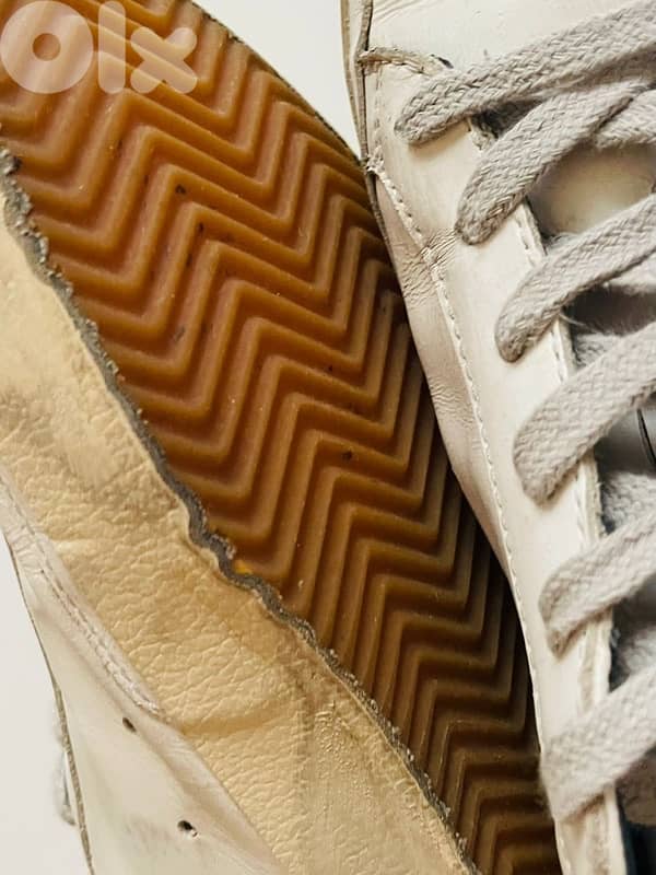 Golden Goose Deluxe Brand 1