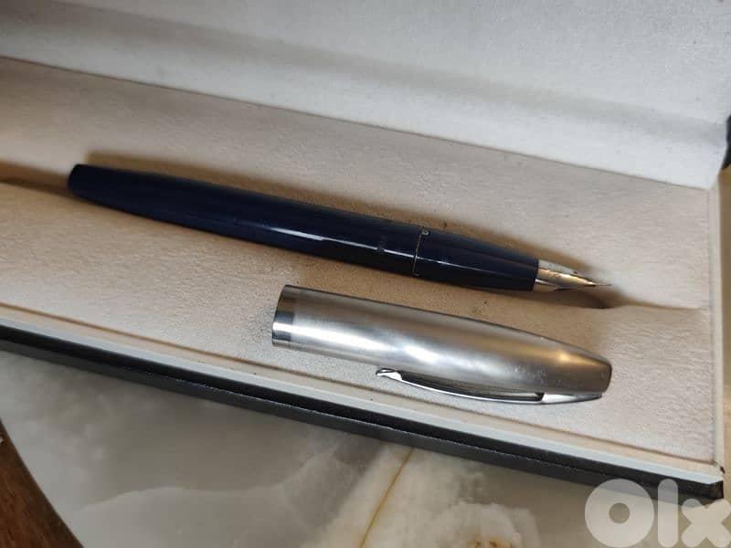 Sheaffer's Fountain Pen Imperial Dark Blue with Silver Cap Vintage 0