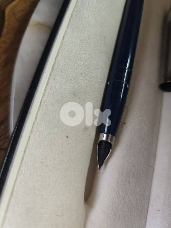 Sheaffer's Fountain Pen Imperial Dark Blue with Silver Cap Vintage 4