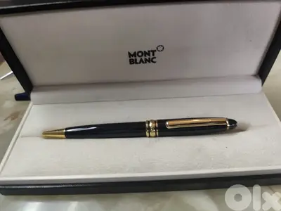 Montblanc Meisterstück Classique Ballpoint Pen with gold-coated