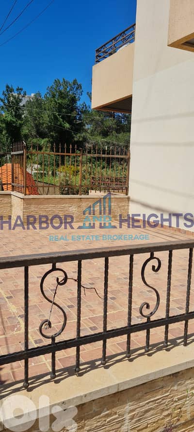 Apartment for Sale in Qennabet Broummana - شقة للبيع في قنابة برمانا