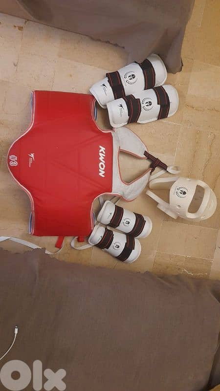 Taekwondo gear set, 03658745, 50$ 0