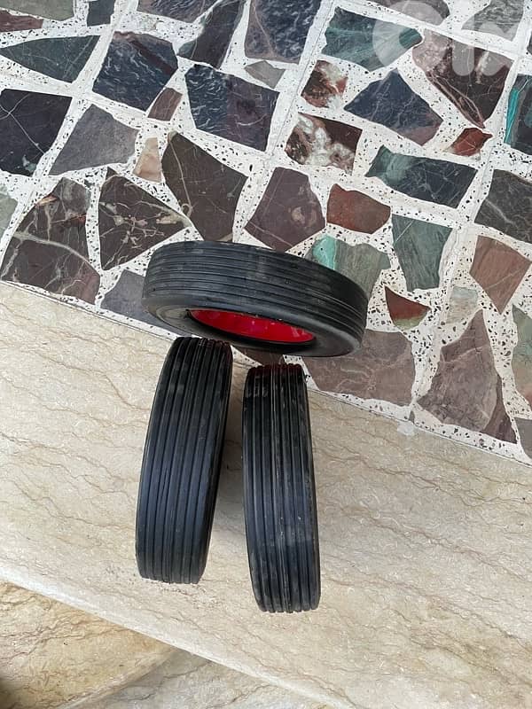10 x 2.5 Tyres 8$ each 1