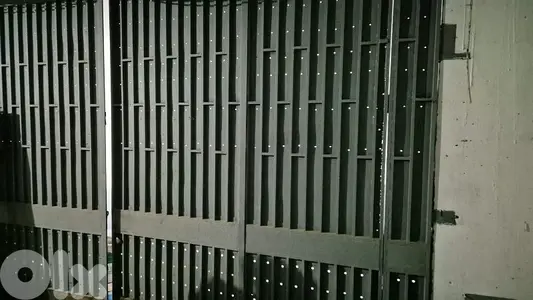 محل للبيع البربير مساحه 80م