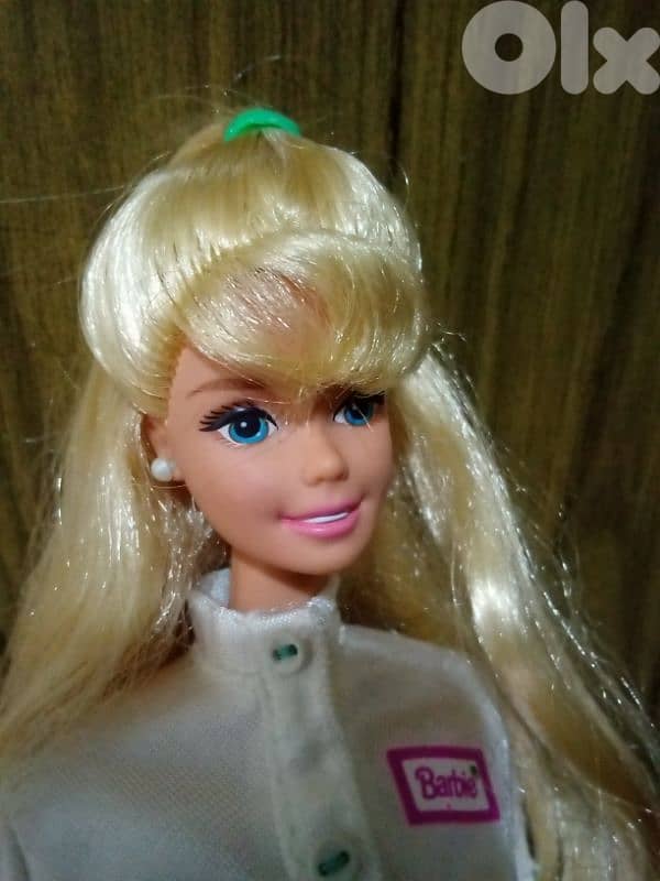 Barbie PET DOCTOR Mattel 1996 Great doll in her own wears+shoes=47$ 4