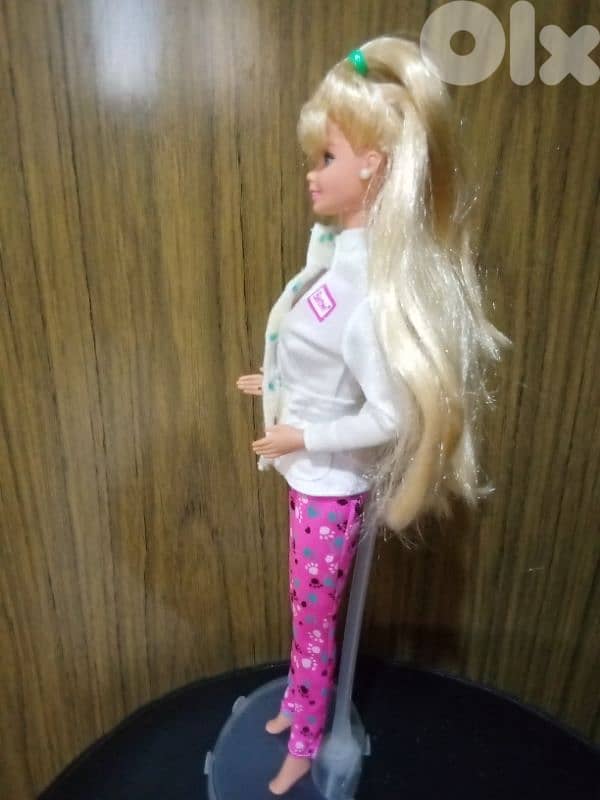 Barbie PET DOCTOR Mattel 1996 Great doll in her own wears+shoes=47$ 5