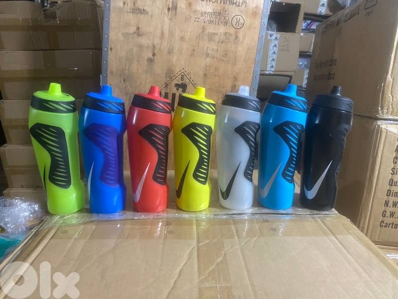 Nike Bottles 0