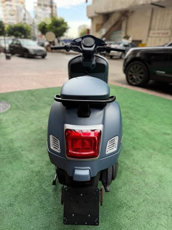 2026 Vespa Officina 8 300 cc okm 6