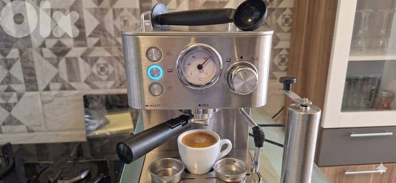 espresso machine like new + coffee grinder 0